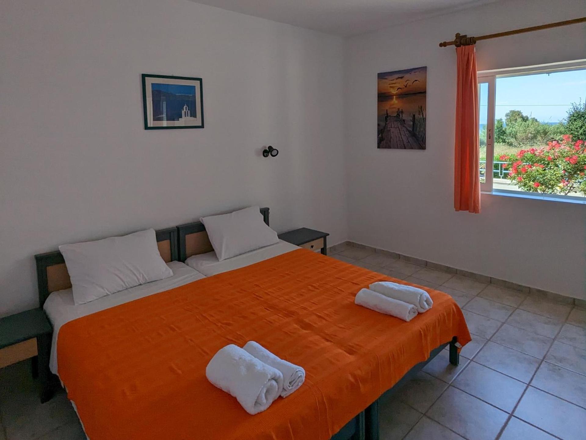 Kalliopi Studios - Apartments Chrissi Akti Chania Quarto foto