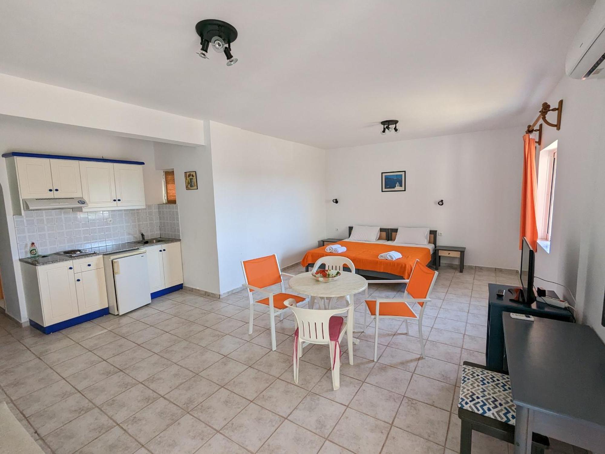 Kalliopi Studios - Apartments Chrissi Akti Chania Quarto foto