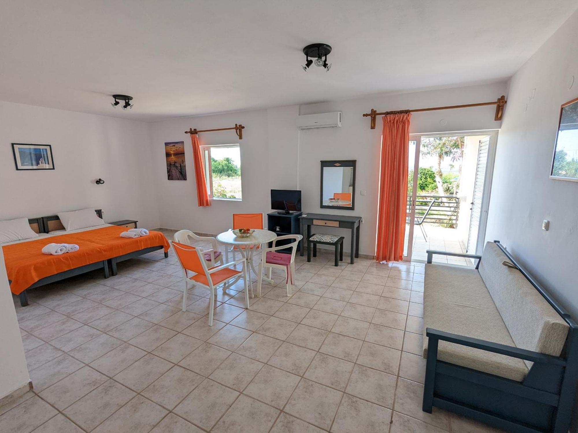 Kalliopi Studios - Apartments Chrissi Akti Chania Quarto foto